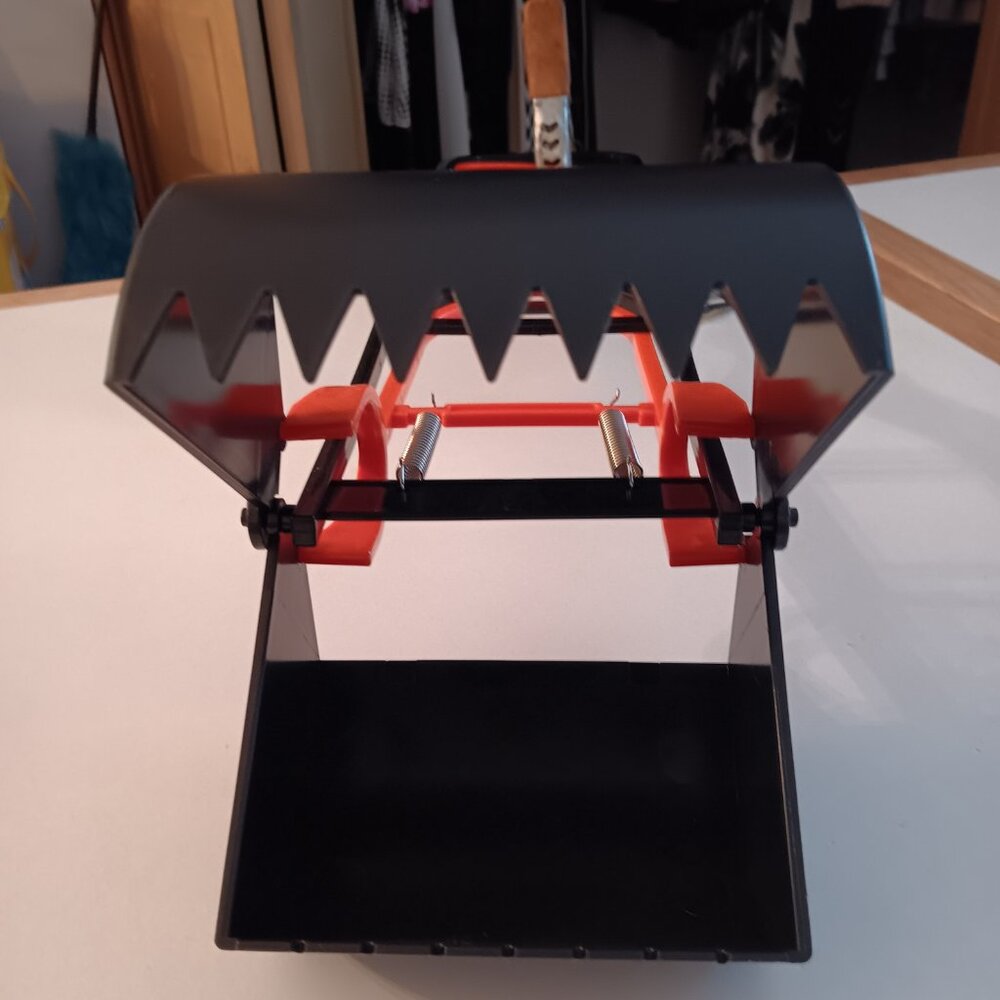 New Jumbo Pet Poop Scoop - Picture 2 of 8